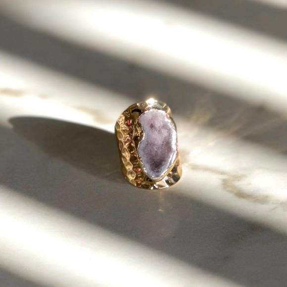 NEW Luxury Natural Stone Adjustable Crystal Irregular Geode Gold-plated Ring - Picture 2 of 4